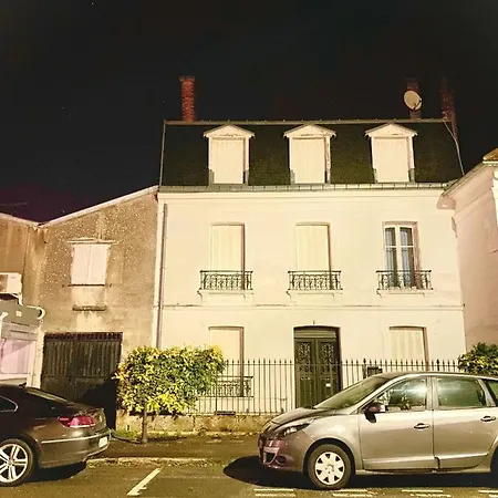 Place Du Chateau De La Motte Apartamento Nangis